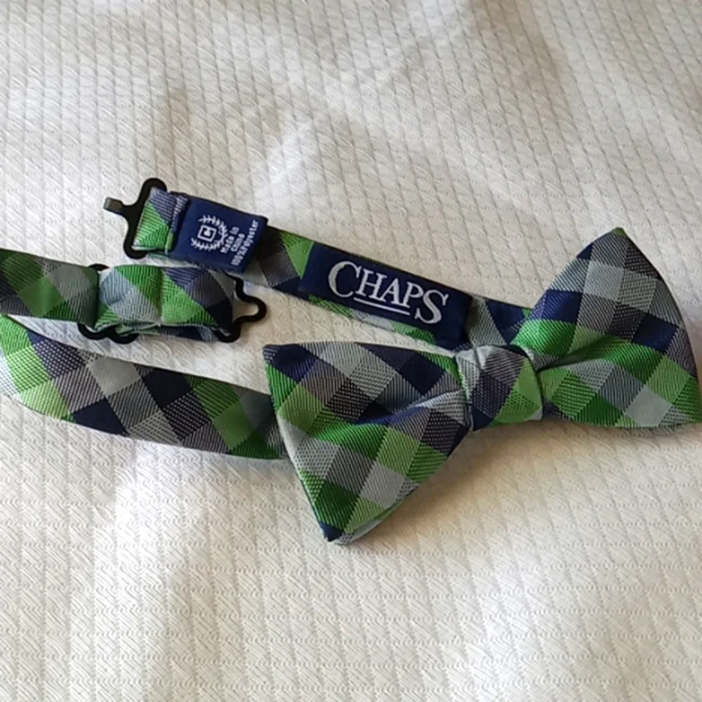 Bow Tie, Chaps Small 16